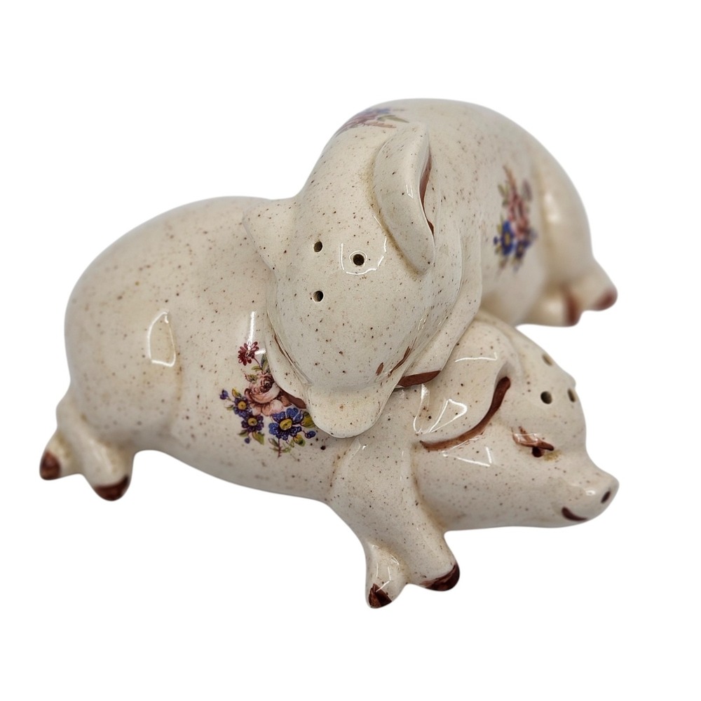 Vintage Pig Piggies Salt & Pepper Shakers Nestable Pigs Huggy Pigs